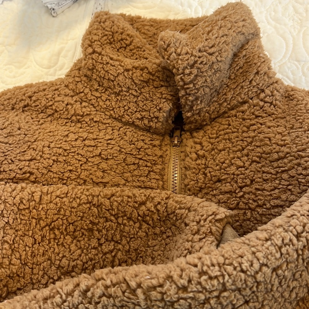 Full Zipper Puffer Fleece Jacket w/pockets - Picture 2 of 5